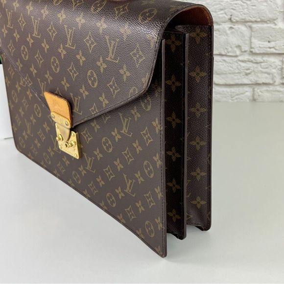 Authentic LOUIS VUITTON Monogram Briefcase   - Picture 4 of 16